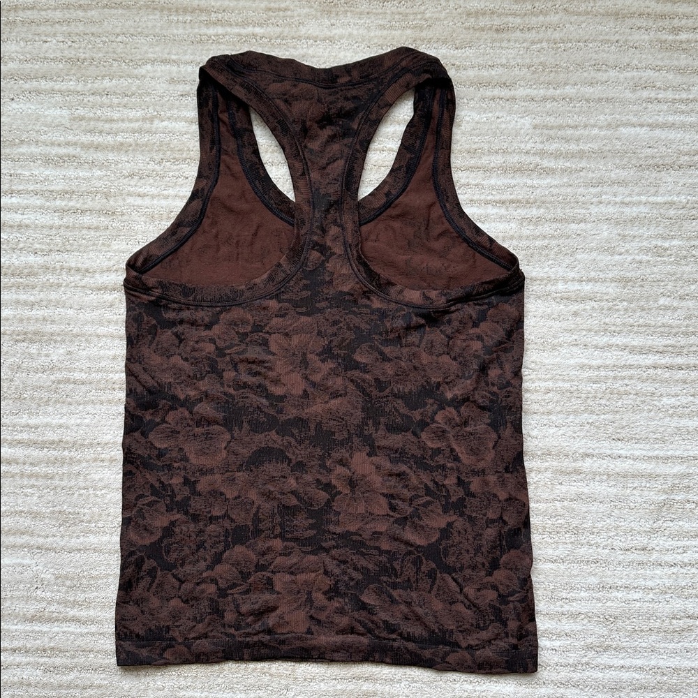 Like New: Athleta Momentum Floral Tank Top Seamless Racerback Brown Small - Picture 6 of 14
